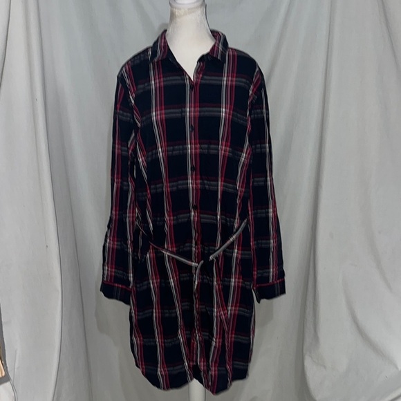 Tommy Hilfiger Dresses & Skirts - Tommy Hilfiger XXL Plaid - Pink White Blue Button Down Dress